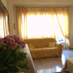 https://allombra-di-san-pietro.it-romehotels.com